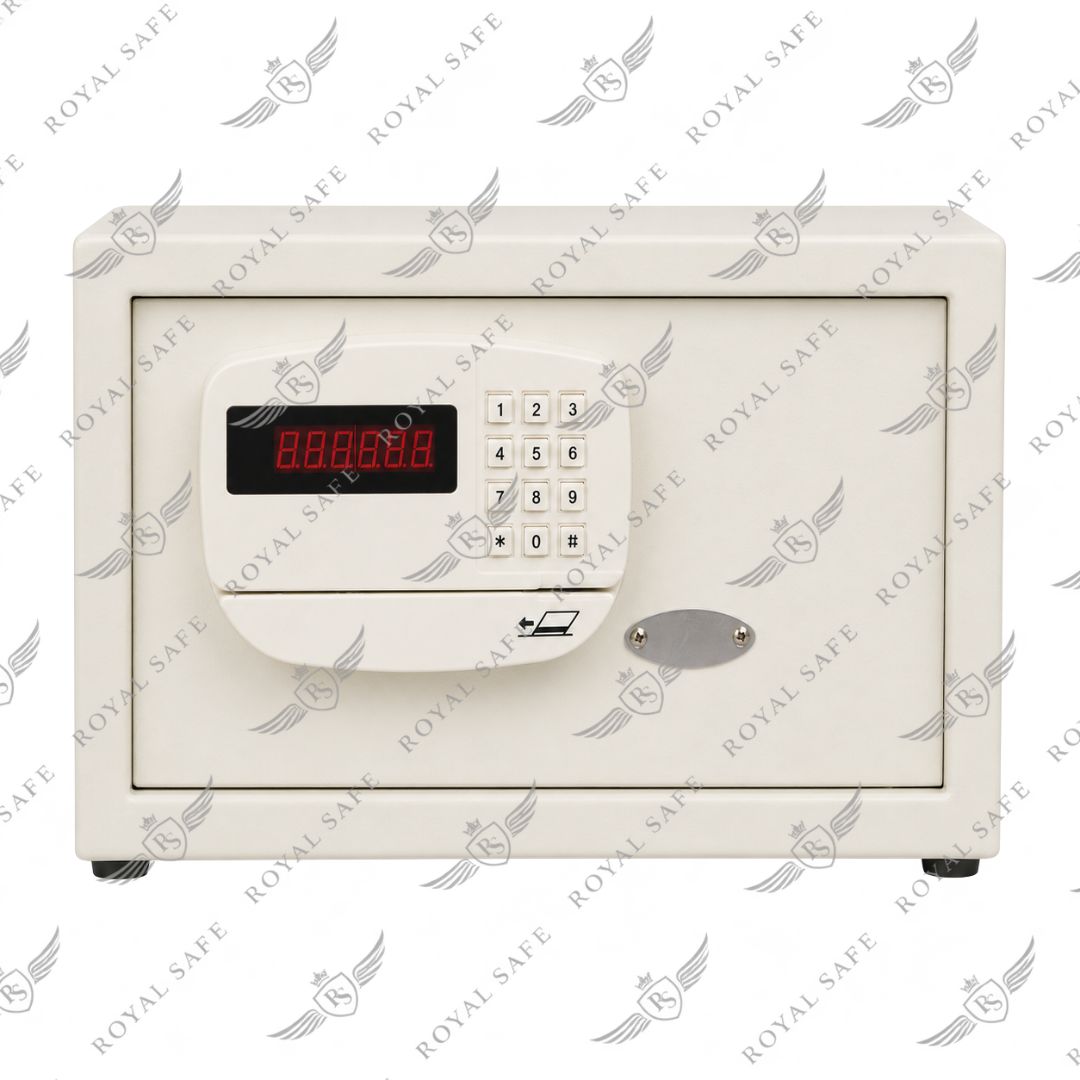 כספת דיגיטלית ממונעת (15 ק"ג) דגם EM-300-CM 3 כספת דיגיטלית ממונעת EM-300-CM סגורה – מבט חזיתי על מנגנון הנעילה